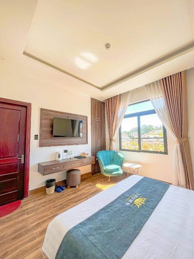 Crown Dalat Hotel Exterior photo